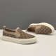 Chaussures pour hommes de luxe haut de gamme Klwp Lanque de luxe respirant Chaussures de niche de niche polyvalente sans lacets de chaussures paresseuses à un pied Khaki 38