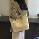 Temperamento Retro Big Bag for Women 2025 Nuevo diseño de nicho de moda Bag de hombro Gran capacidad Bag 6629 Beige White