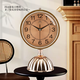 OUDUIDA RETRO RETRO Sala de estar Oro decoración de adornos de escritorio T Clock Mesa de moda Hogar Sentada Caballo Europeo MUTE MUTE 6996 Patrón de café