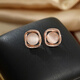 Idel's high-end earrings for women, cat's eye stone earrings, light luxury, high-end, atmospheric 2025 new earrings, niche fashion accessories, E4057 cat's eye stone earrings