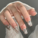 Tragen Sie High-End-vielseitige mittelgroße vergoldete Diamant-Glitzer-Nagel-Nagel-Nagel-Nagel-Nagel-Nagelfleck mit mittlerer Länge.