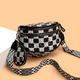 Light OUs neue modische japanische und koreanische Schachbrettplaid-Crossbody-Tasche für Unterricht und Arbeit, die vielseitige One-Shoulder-Crossbody-Tasche für Frauen fsg Brown pendeln