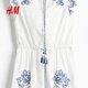 H/M Jumpsuos femeninos 2025 Autumn Nuevo viajero bordado bordado de la cintura redonda de temperamento que abraza el temperamento 1291739 Patrón blanco/azul XXS 150/76 XXS