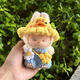 Labubu сидел на вечеринке Haruno Doll Suit Labubu Macaron 2 -го поколения.