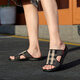 Walker Shop Slippers para hombres 2025 Summer Nuevo estilo al aire libre zapatillas de moda de la playa Sandalias suaves sin deslizamiento para hombres Black 40 (tamaño de zapato de cuero)