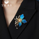 After the Tang Dynasty, pick up flowers and make spring brooch, high-end women's new Chinese style intangible velvet flower brooch, freshwater pearl pick up flowers and make spring