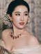 Liu Yifei's same style baby's breath headdress Liu Yifei's hair flower simulation flower super fairy and beautiful atmosphere photo shoot new white baby's breath set