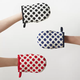 Yusenyi meelyhome thickened anti-scalding gloves oven baking microwave oven special heat-resistant gloves anti-scalding (red polka dots 2 pieces) anti-scalding gloves