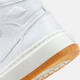 耐克（NIKE）女鞋2025春夏季新款运动鞋Air Jordan 1高帮缓震休闲鞋板鞋 FB9894-100白色 38
