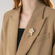 Peizhou flower brooch, feminine and high-end brooch, suit corsage, type A