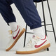 
Nike (NIKE) men's shoes, new summer sports shoes, SB series retro skateboard shoes, casual shoes, sports shoes, CD5010-100 meters, white and red 42.5