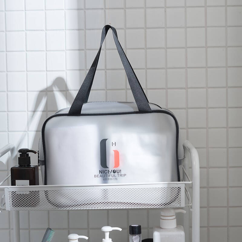 轻巧便携的洗漱收纳包好物榜