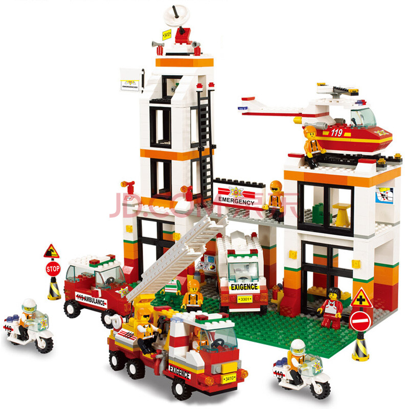 00 启蒙128防暴追踪车 拼装益智积木 乐高式拼插儿童玩具 ￥69.