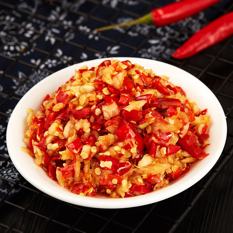 2瓶剁椒萝卜干湖南农家自制脆麻辣咸酱菜下饭菜开胃特产香辣罐装