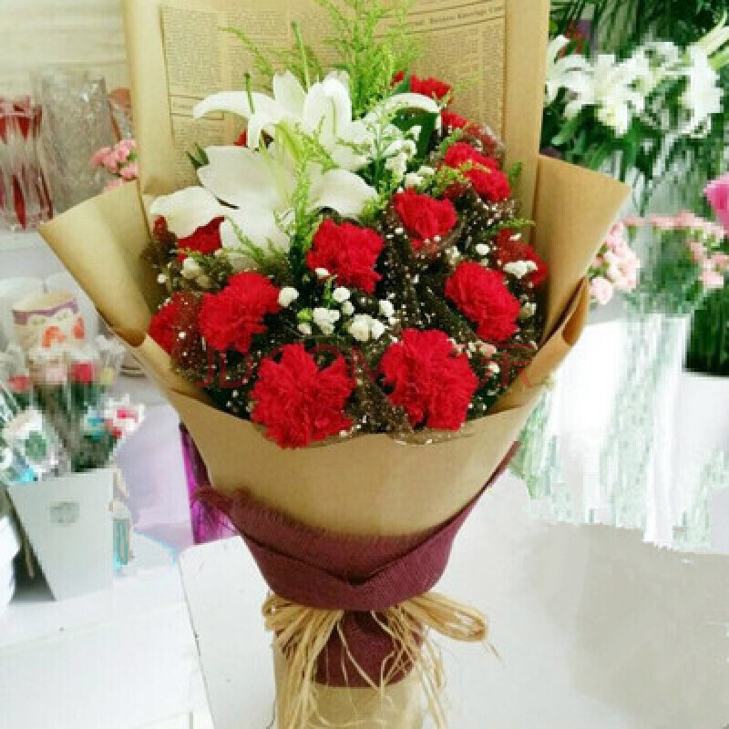母亲节花束送妈妈百合红粉康乃馨生日鲜花速递同城长辈礼物全国送花