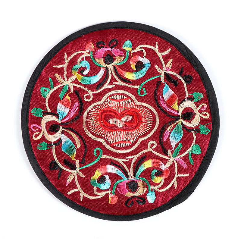 茶杯垫隔热垫子民族文化特色刺绣布艺圆形送老外工艺小礼品 (酒红色)