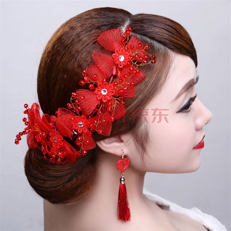 最新韩式新娘盘发 精美头花 给你耳目一新的感觉