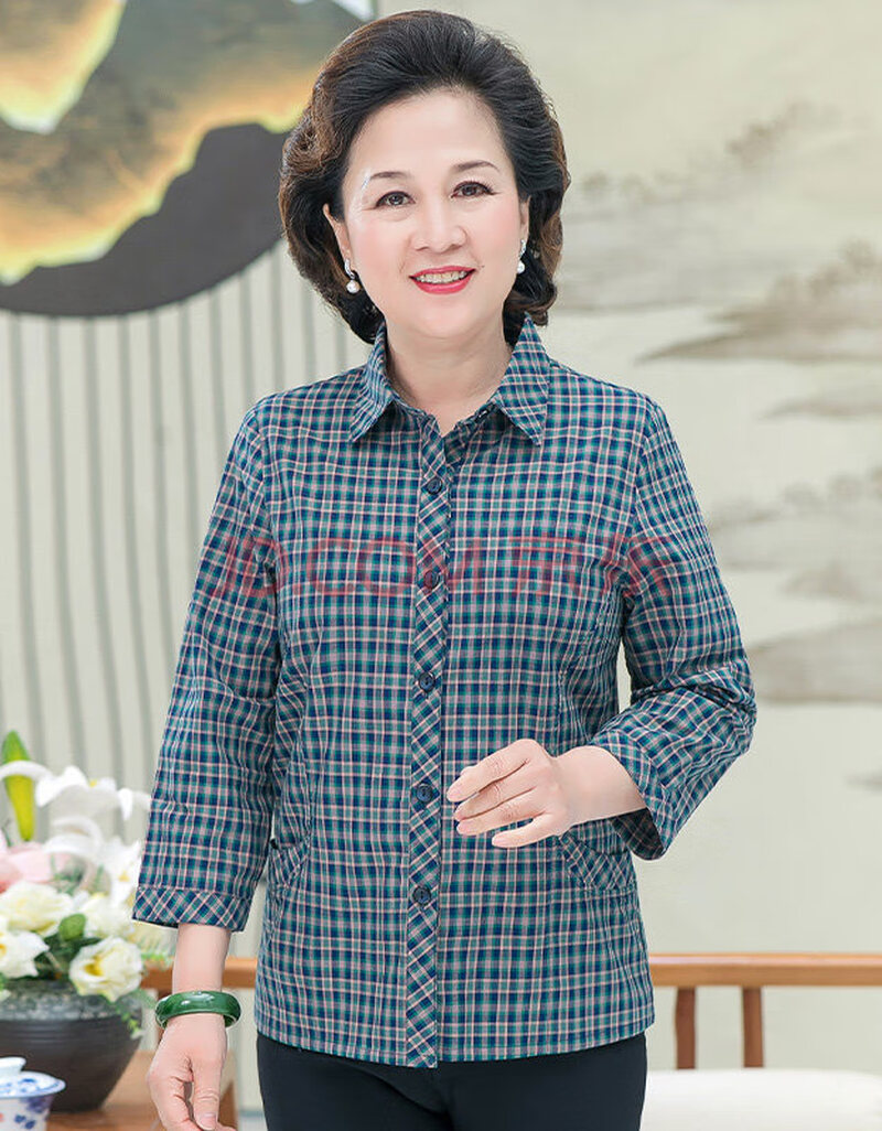 中老年夏装纯棉格子衬衫女宽松妈妈中袖上衣老人奶奶装七分袖衬衣