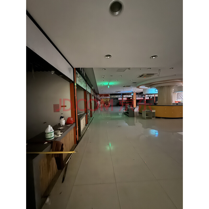 【虎门执信公园同方地下商场负一层、负二层】东莞市虎门镇人民南路虎门执信公园同方地下商场负一层、负二层