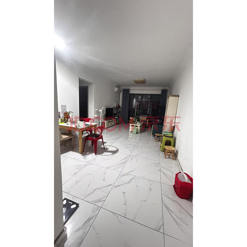 【碧桂园】被执行人叶淑文名下位于东莞市清溪镇青湖工业园青湖西路10号清溪碧桂园二期6号商业、住宅楼1单元1502的房产