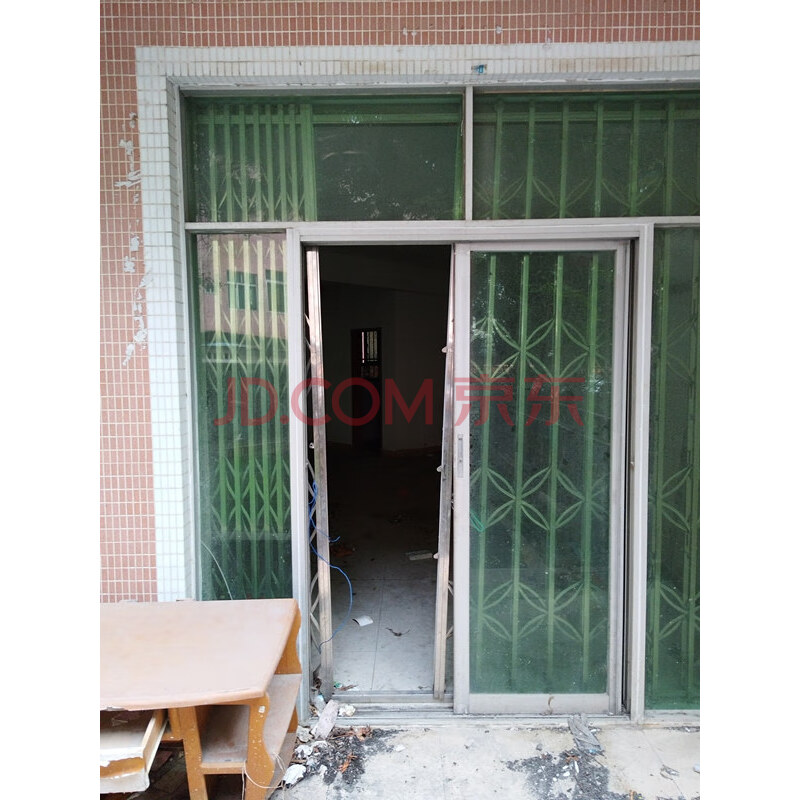 【聚福豪苑祈福阁】被执行人曾燕名下位于东莞市常平镇丽景花园绿湖居8座1楼F室的房产