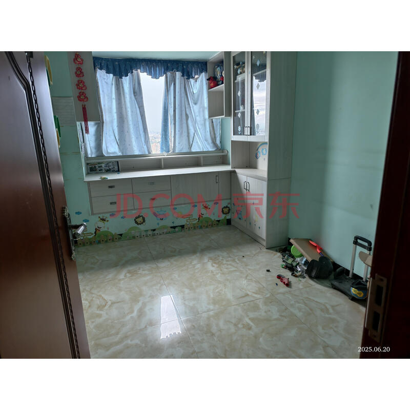 【江南第一城】被执行人王艺静名下位于东莞市南城区金丰路10号江南第一城86栋2单元2505、2506的两处不动产