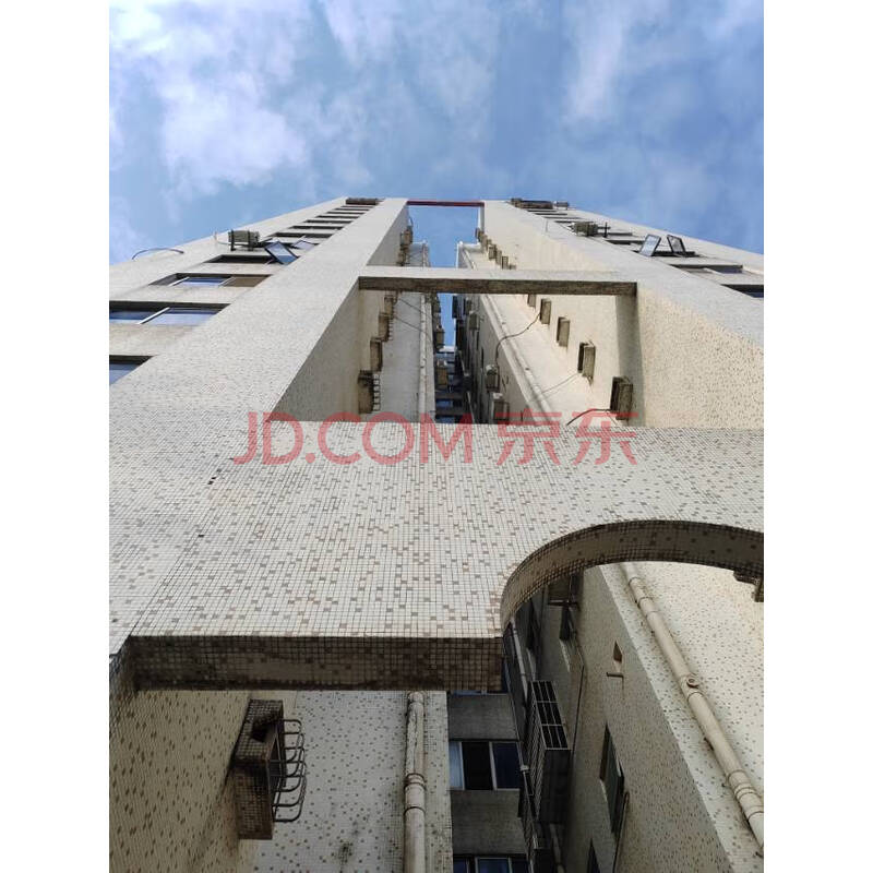 【丽丰花园】关于拍卖东莞市常平镇丽城开发区丽丰花园天城苑D座7层8号房