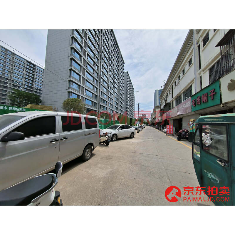 【华丰休闲广场】新沂市新安镇新安街道钟吾路华丰休闲广场3号楼05不动产