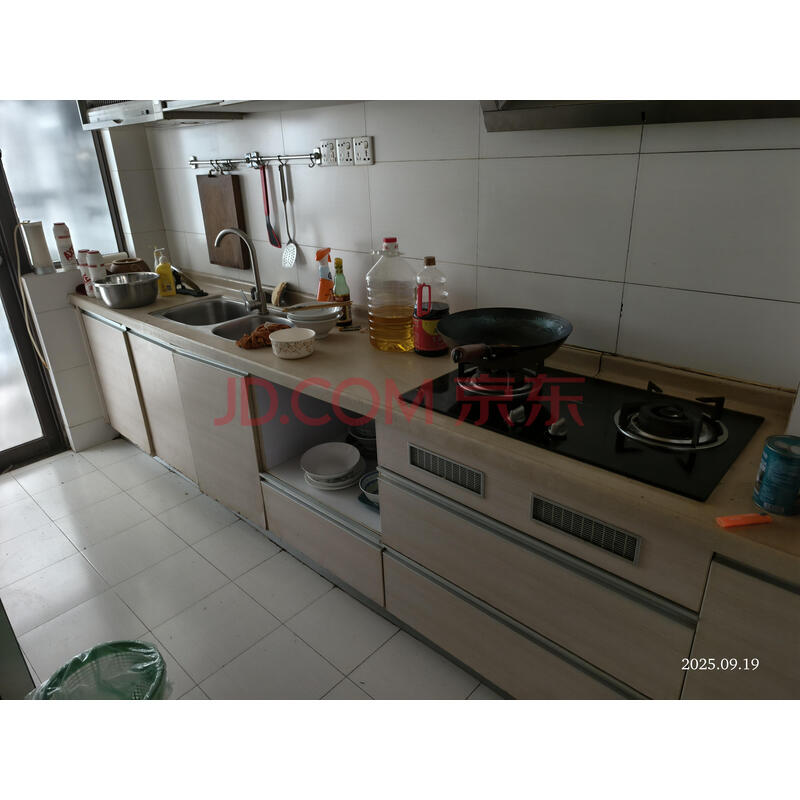 【丰泰裕田花园楠谷区】被执行人熊燕名下位于东莞市虎门镇丰泰裕田花园楠谷区30座6A房的不动产