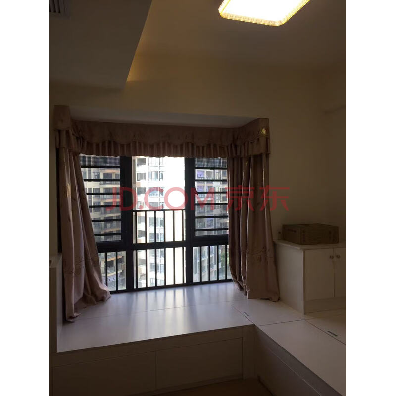 【华南摩尔】东莞市万江区万江路南10号华南摩尔主题购物公园御城商住区5号楼801