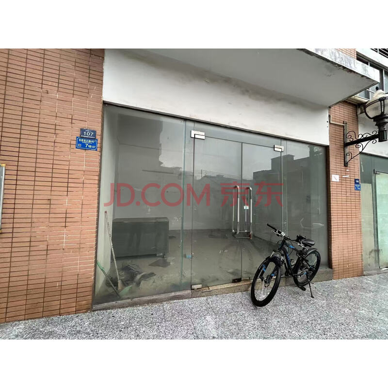 【西城楼华辉阁商铺】东莞市富坤实业投资有限公司名下位于东莞市莞城区西正路西城楼大街小区华辉阁商铺102号-107号的不动产