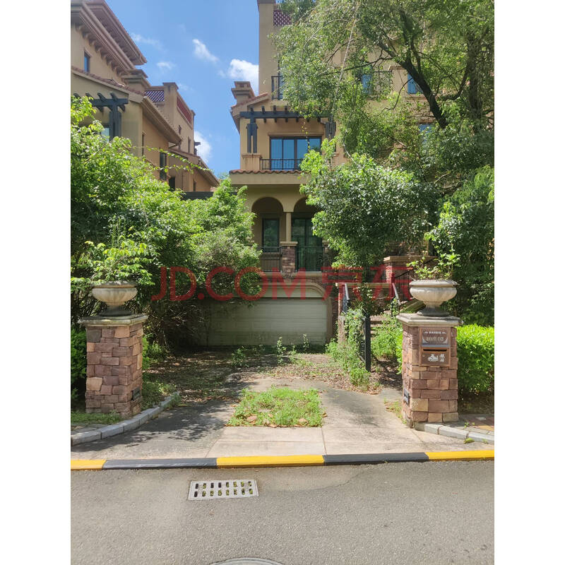 【银湖别墅】东莞市虎门镇白沙社区虎门国际公馆银湖别墅区40号102号房