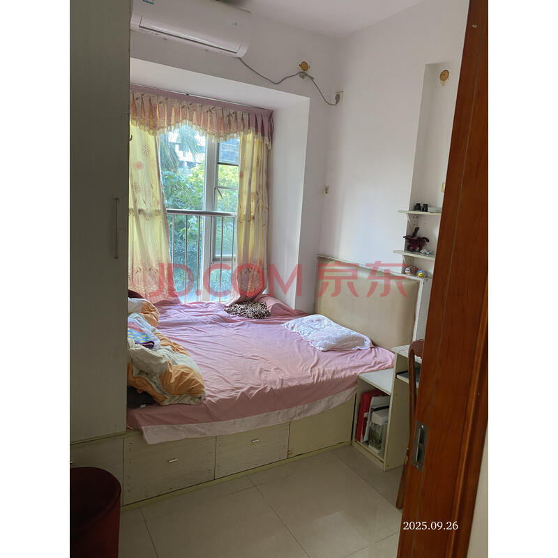 【庄士新都滨江豪园】被执行人梁文华名下位于东莞市沙田镇横流区工业大道8号庄士新都滨江豪园4幢306的不动产