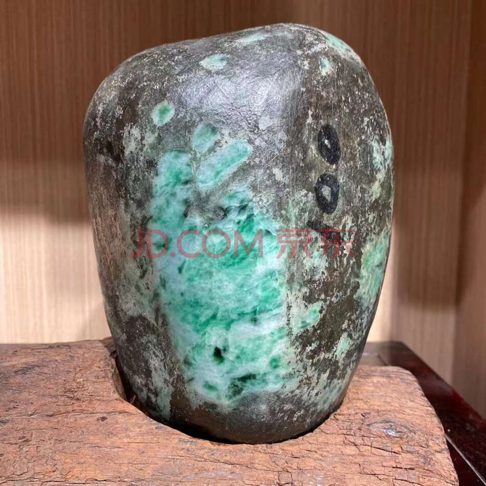 244【缅甸翡翠原石满绿飘花开窗老坑料】一件 包邮