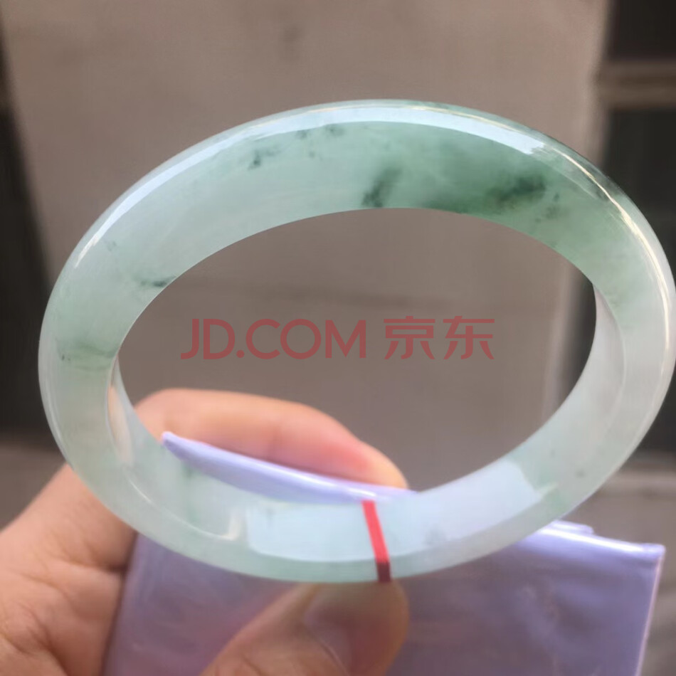 查封资产W12-267翡翠冰透飘花手镯 （处理）