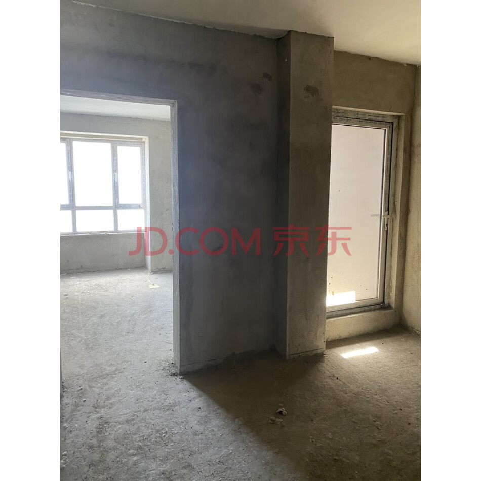 海城市开发区安村街鑫泰蓝湾国际小区8号楼1单元1093号，建筑面积72.06平方米