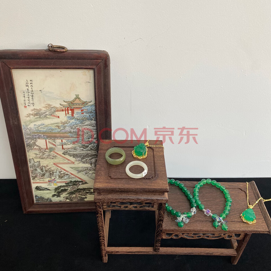 查封资产W12-1246和田玉 玉髓 瓷板画等7件