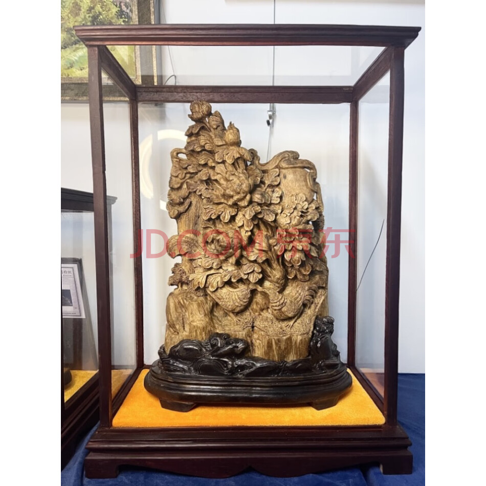 沉香004摆件【花开富贵】柬埔寨  重量：1.1kg（天然结香）