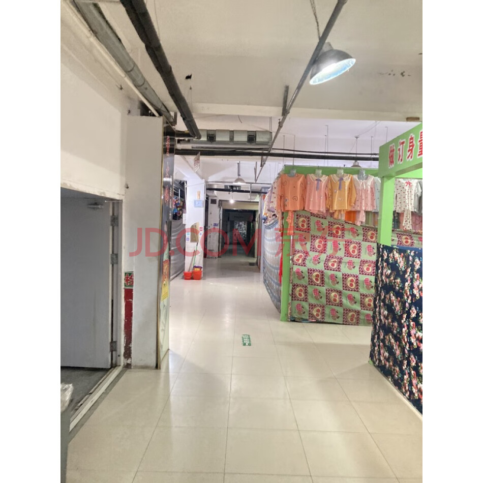 吉林省四平市梨树县四平辽河农垦管理区西文明街四委二组佳鑫商厦2层