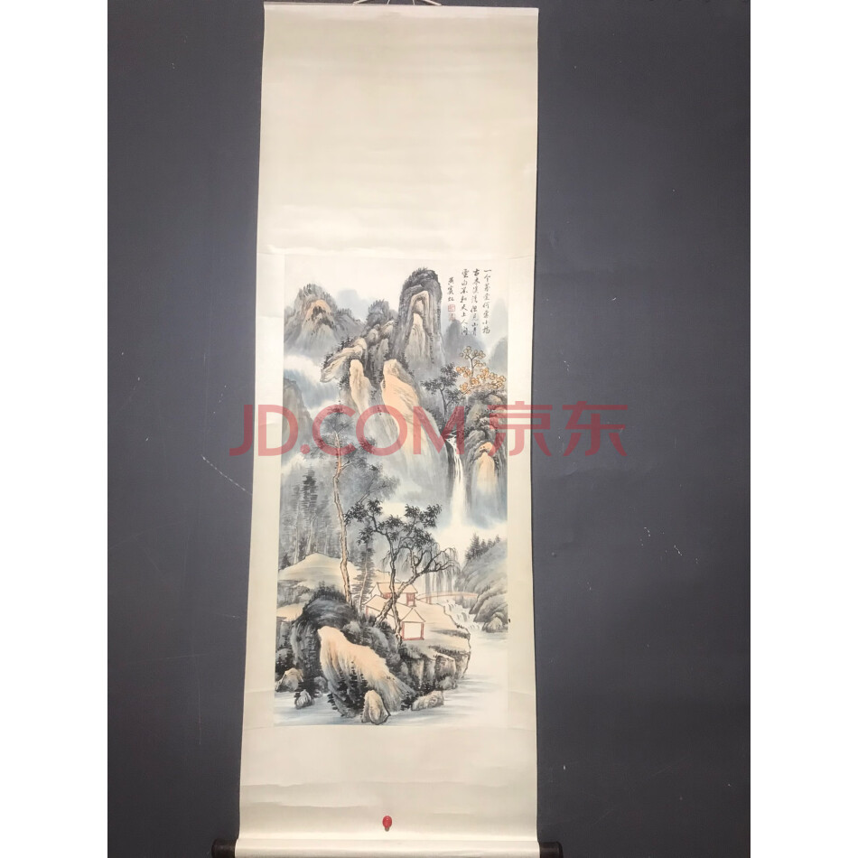 查封资产L1102029收藏手绘三尺中堂山水画
