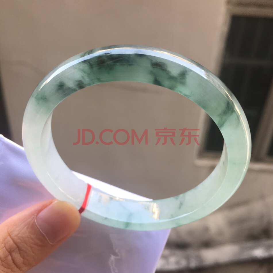 查封资产W12-766翡翠冰透飘花手镯 （处理）