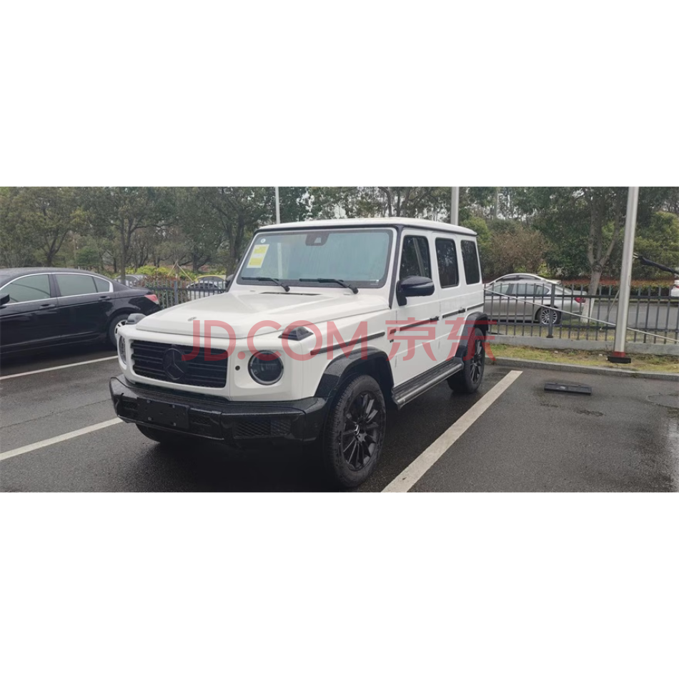 关于 一台 2022款 奔驰G级 G 50   二手车