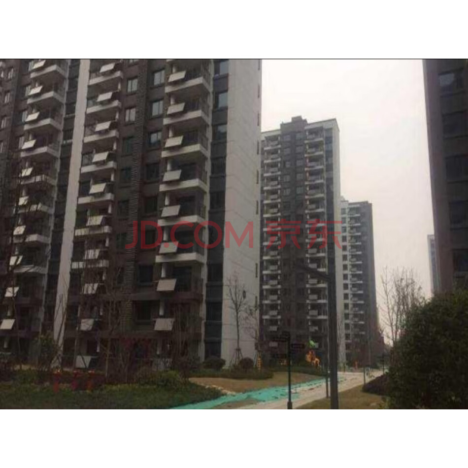 南昌市高新开发区航空城大道1998号瑶湖瑞都小区2-18#住宅楼3单元805室