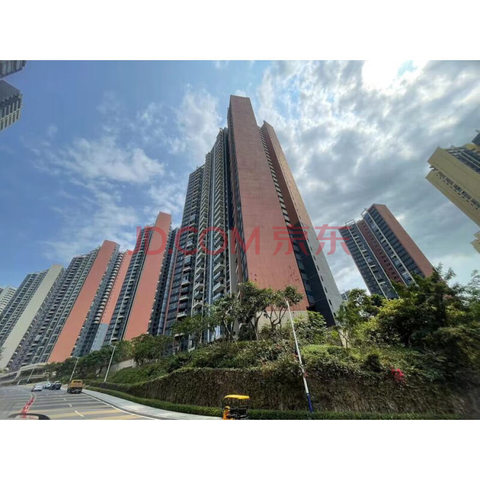 惠东县稔山镇亚婆角席草坑及大窝地段维港湾花园五期（一）10号楼5层04号房的房产