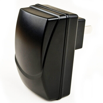 爱国者(aigo) 半岛铁盒 充电器5v~2a 黑色