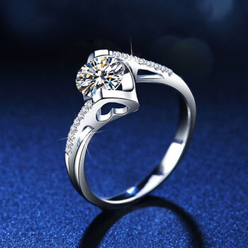 iocn莫桑钻石戒指足银天使之吻1克拉情侣男女520情人节生日礼物送女友