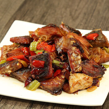 【官方旗舰】湖南特产 腊鱼 柴火烟熏腊鲢鱼草鱼咸鱼干熏鱼手撕鱼 腊