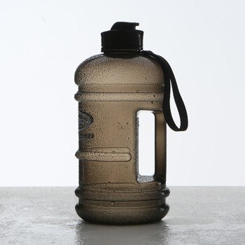 健身水壶22升大容量运动水杯户外便携超大健身水杯奶昔杯摇摇杯过年