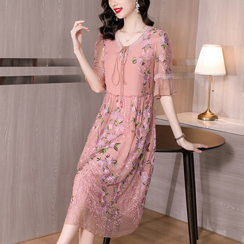 女装>保罗普朗格>保罗普朗格中年刺绣真丝连衣裙女夏季高端气质时尚