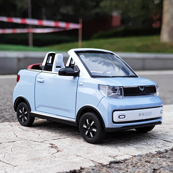 森尼熊正版授权124五菱宏光mini敞篷版儿童金属玩具车声音灯光回力原